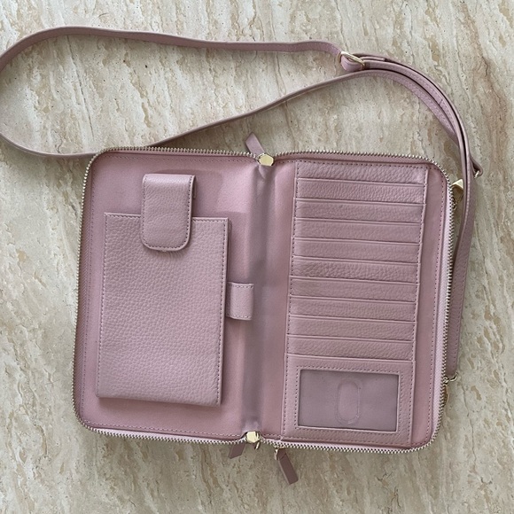 Levenger Carrie Convertible Clutch - Picture 3 of 7